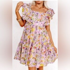 Entro floral mini ruffled sleeves and smocking dress size large​​​